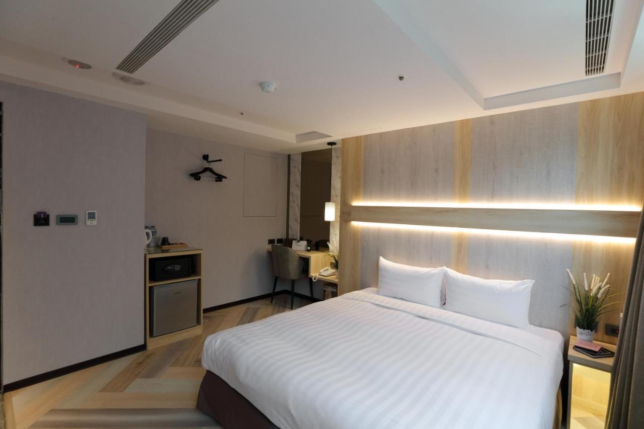 Silken Hotel Taipei Bagian luar foto