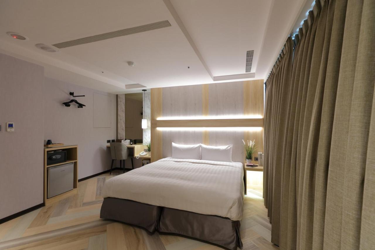 Silken Hotel Taipei Bagian luar foto