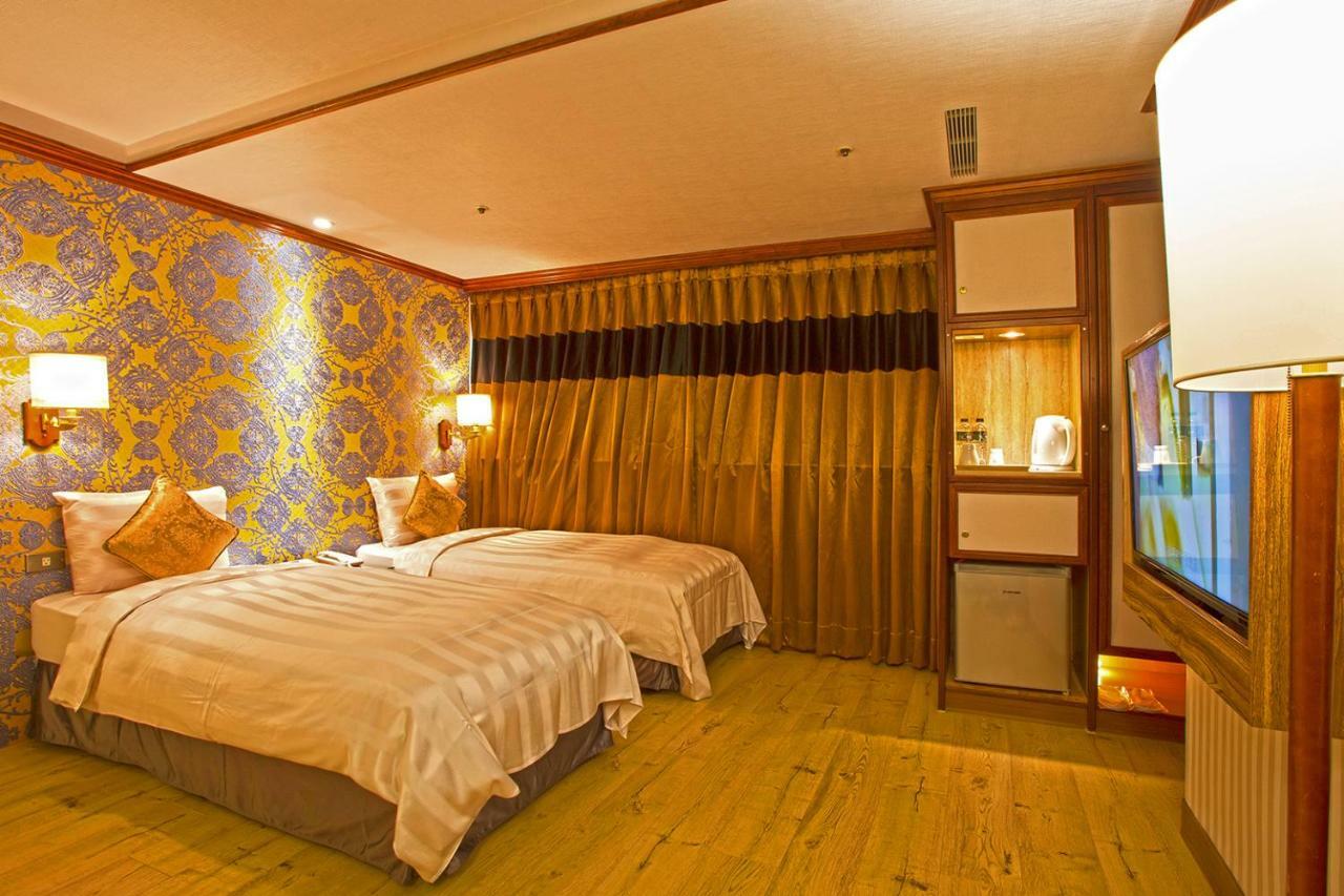 Silken Hotel Taipei Bagian luar foto