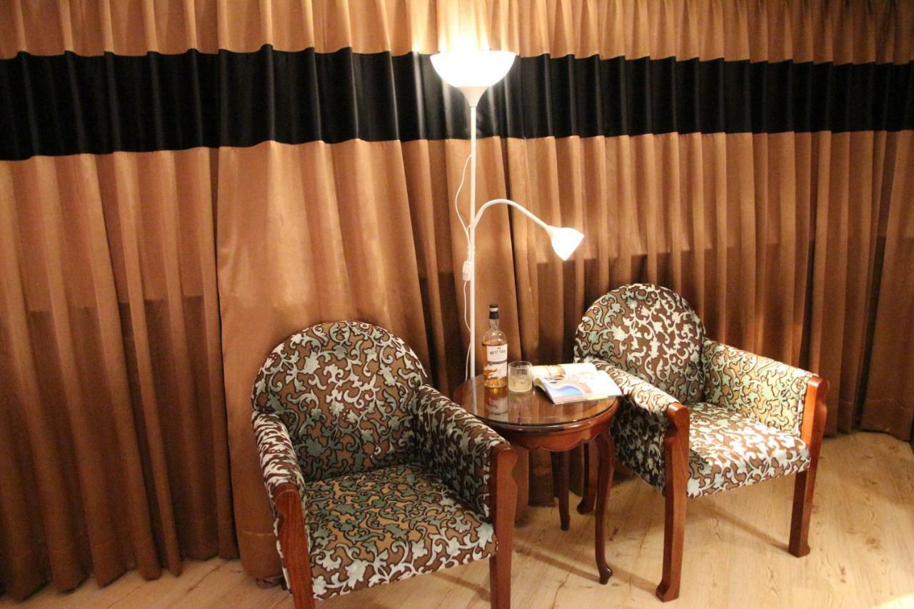 Silken Hotel Taipei Bagian luar foto